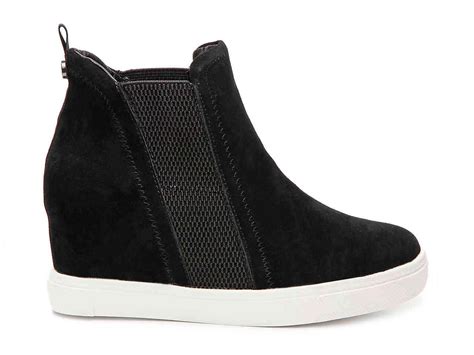 Also set sale alerts and shop exclusive offers only on shopstyle. Steve Madden Denim Leii Wedge Sneaker in Black - Lyst