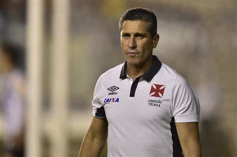 €45.00m * dec 20, 1991 in imbituba, brazil Jorginho chega ao Vasco com a necessidade de definir ...