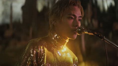 Bts Vs Love Me Again Mv Out Kim Taehyung Flaunts His Mesmerising Vocals With Jazz Touch Watch