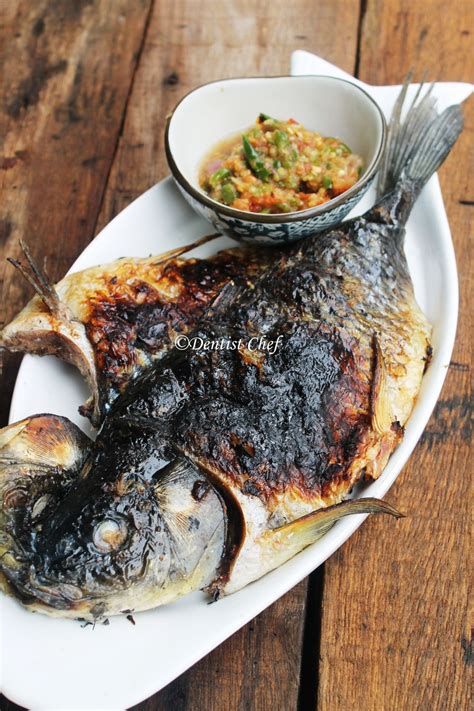 When shopping for fresh produce or meats, be certain to take the time to ensure that the texture, colors, and quality of the food you buy is the best in the batch. Resep Ikan Mas Bakar Sambal Cabe Rawit ala Dentist Chef( Grilled Carp Fish with Bird Eye Chilli ...