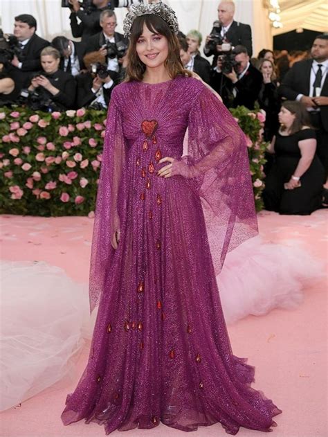 Gucci Iridescent Glitter Tulle Cape Sleeve Gown Met Gala Dresses Red
