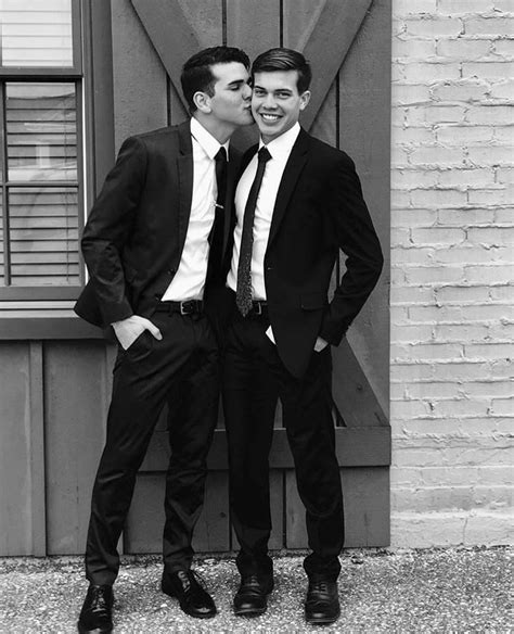 Pictures Plus Couple Pictures Same Sex Couple Gay Couple Same Love Man In Love Men Kissing