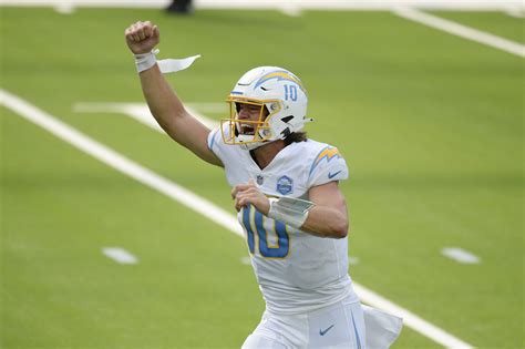 Can la find a way to upset in this chiefs vs chargers live stream? Chargers QB Herbert answers late call with strong NFL debut