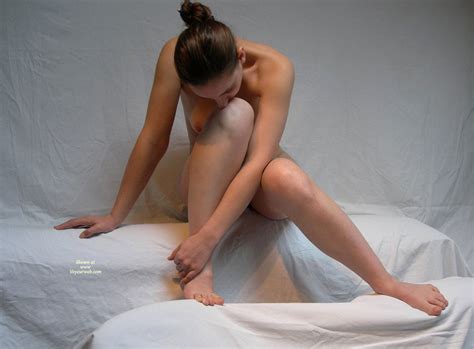 Erotic Nude Pose November 2009 Voyeur Web Hall Of Fame
