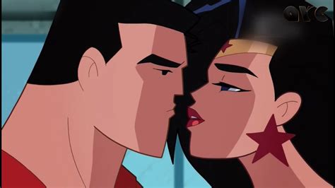 Wonder Woman Kiss Superman Youtube
