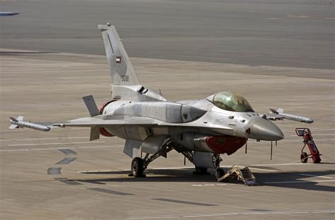 United Arab Emirates Air Force F 16e Desert Falcon Shaheen Flickr