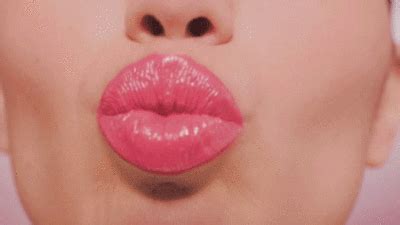Kiss Bisous Gif Coachella National Lipstick Day Kissing Lips Big Kiss Arte Sexy