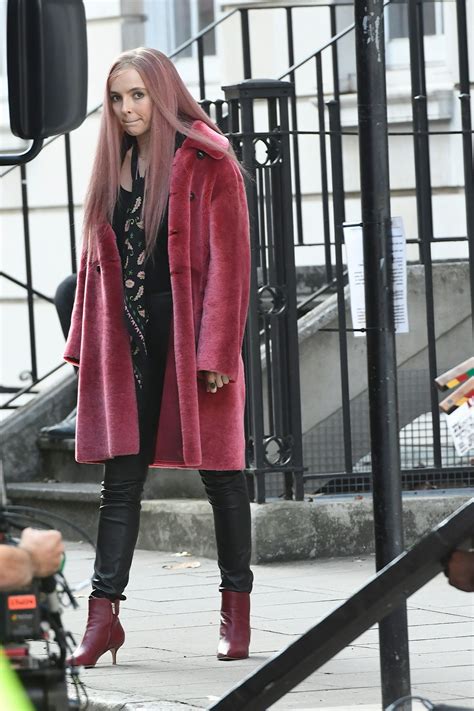 Jodie comer killing eve outfits. JODIE COMER on the Set of Killing Eve in London 10/10/2018 ...