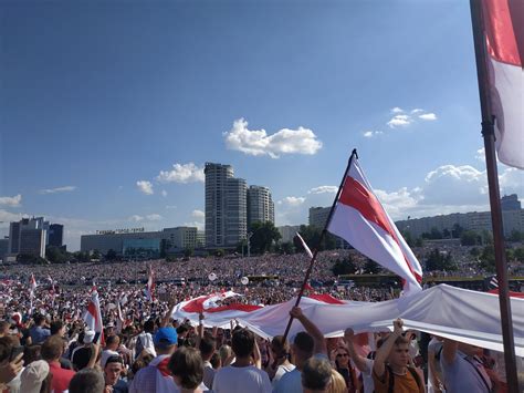 Смотреть видео про biélorussie manifestations. Trois questions à Bruno Drewski sur les manifestations en ...