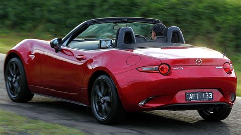 By sending power to the rear wheels and letting the front wheels do the steering, you truly. 2016 Mazda MX-5 GT 2.0-litre review | road test | CarsGuide