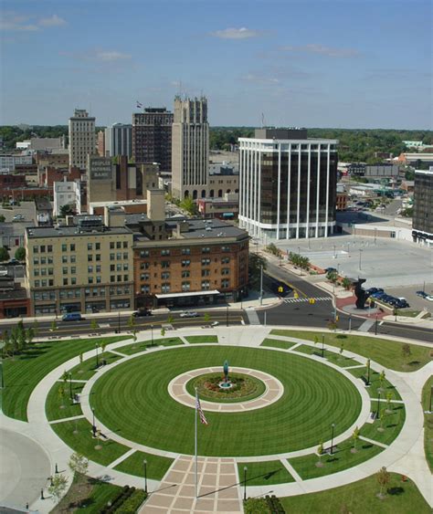 Maybe you would like to learn more about one of these? Jackson, MI : Looking West from the top floor of Consumers ...