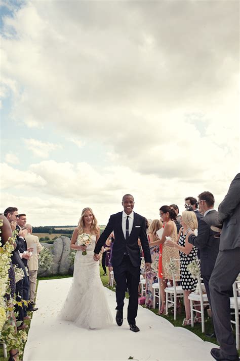 There are 379 images taken all over the world, showcasing the best of british photographic talent. Fun and Magical English Wedding at Aynhoe Park | Junebug Weddings