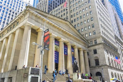 Federal Hall National Memorial Building In Nyc Editorial Photography