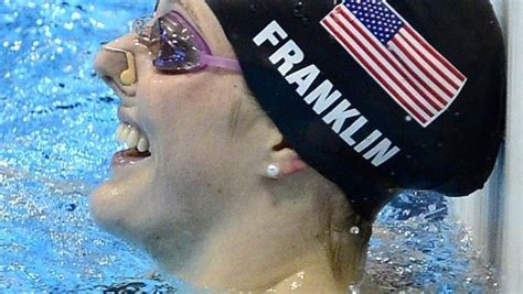 Missy Franklin Of U S Sets World Record In 200 Backstroke For 3rd Gold