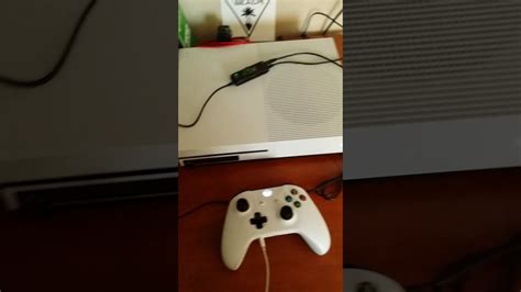 How To Set Up Audio Headphones On The New Xbox One S Youtube