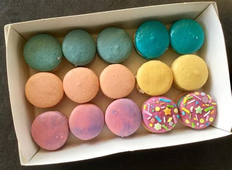 The Perfect Yummy Treat 💖assorted French Macarons Available With Your Choice Of 30 Delicious