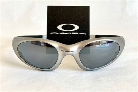 Top 50 Imagen 2000 Oakley Sunglasses Abzlocal Mx