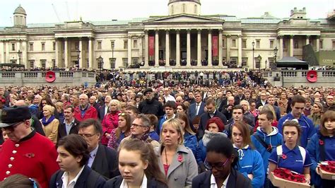 Uk Falls Silent To Mark Armistice Day Video Dailymotion
