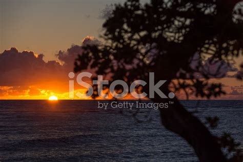 Tropical Beach And Ocean Sunrise Maui Hawaii Stock Photos