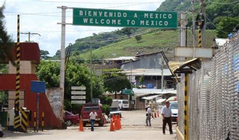Roughly 10,000 mexican troops will remain on their southern border to curb illegal entries. Geografía de Operación Princesa - Operation Princess ...