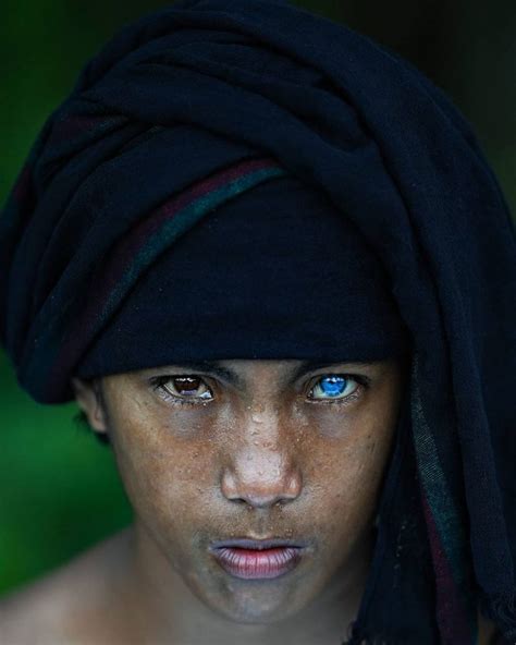 Meet The Indonesian Tribe With Piercing Blue Eyes Eu Vietnam Business