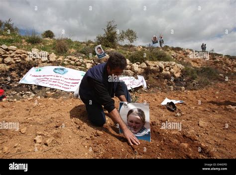 Palestinian American Activist Hi Res Stock Photography And Images Alamy