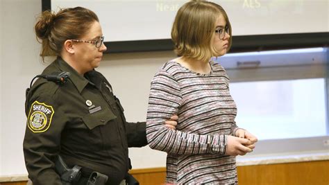 Slender Man Stabbing Case One Of 2 Girls Pleads Guilty To Lesser Charge