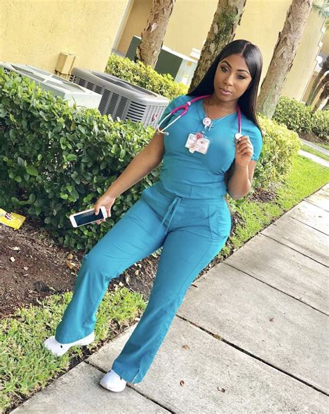 Pinterest Cluelessangel Cute Scrubs Uniform Nurse Outfit Scrubs
