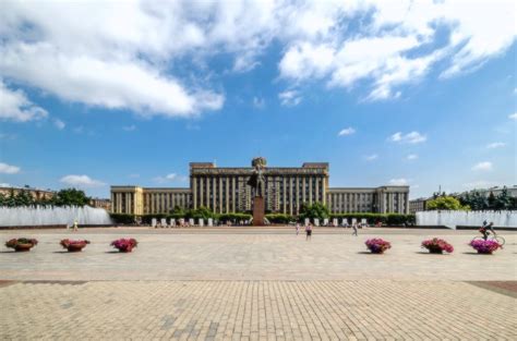 It looks just like a regular khrushchevka. Once upon a time in Leningrad... St Petersburg's Soviet ...