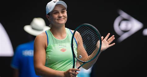 A guide to the best courts to watch the tennis at melbourne park. 2020 Australian Open highlights: Barty races past Rybakina