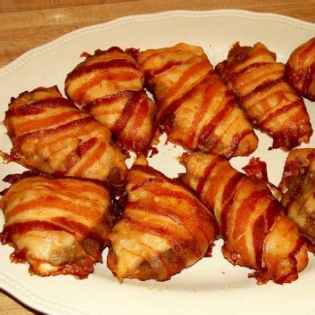 In quest'ultimo caso, prendete un coltello per la carne e disponete il cosciotto di tacchino sulle patate e bagnatelo con il vino. Involtini di pollo e pancetta - (3.1/5)
