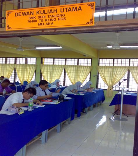 Ibu bapa / penjaga murid berkenaan. 10 Lagi Kolej Tingkatan Enam Bakal Dibuka Dalam Tempoh 2 Tahun