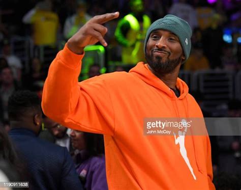 Kobe Bryant Wave Photos And Premium High Res Pictures Getty Images