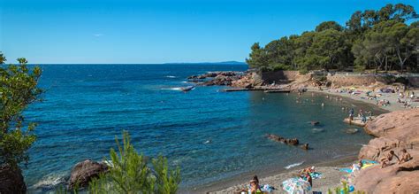 Raphael resort & marina is a luxurious seafront hotel which is surrounded by picturesque landscaped gardens with tropical palm. Découvrez la plage de Boulouris | Estérel Côte d'Azur
