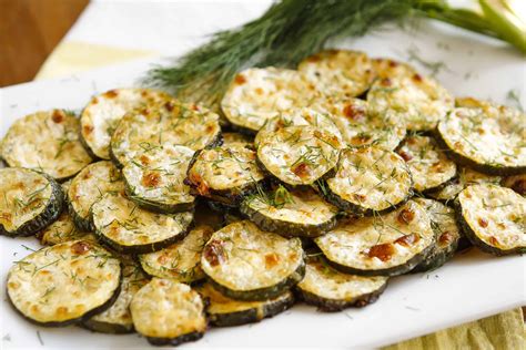 Allow me to briefly list the reasons i love zucchini. Baked Zucchini Recipe - Parmesan-Ranch Zucchini Coins ...