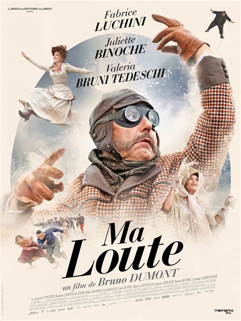 Thus, a maggoty mother holds up a human foot in front of her hovel. Bande annonce de Ma Loute de Bruno Dumont - Olivier Père