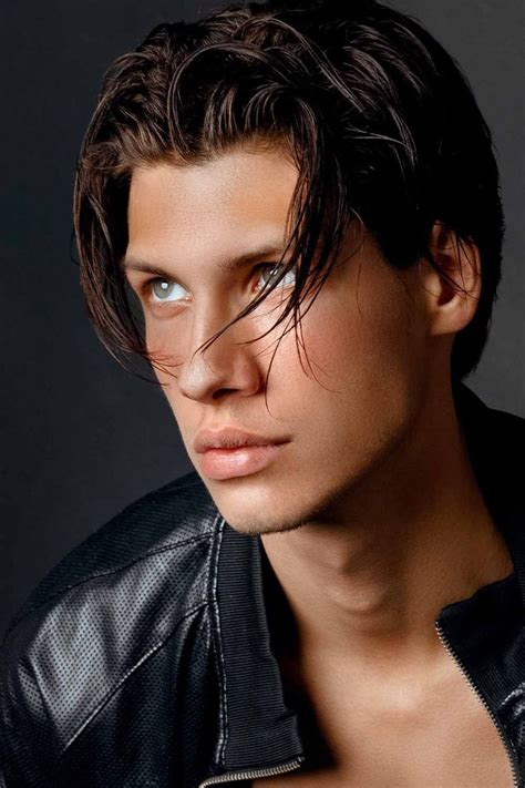 Resembling a side undercut and a classic pompadour, the short spiky is not your everyday haircut. Eboy Haircut: Teens Are Bringing Back It In 2020 ...
