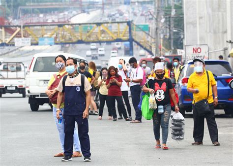 Maybe you would like to learn more about one of these? IN PHOTOS: Day 1 Of MECQ In Metro Manila | OneNews.PH