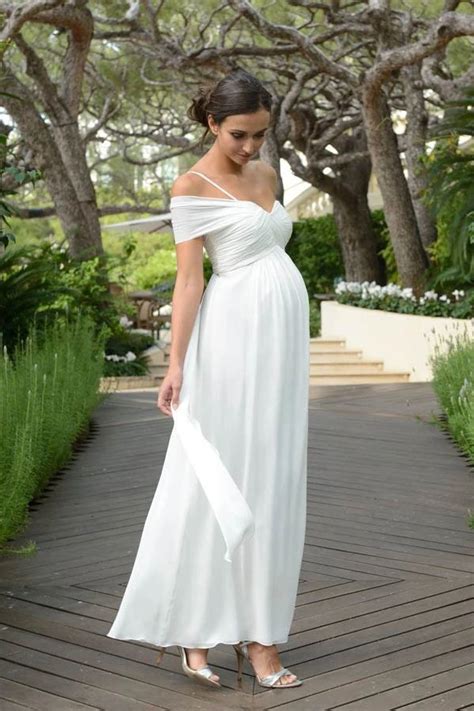 Maternity Wedding Dresses Top 10 Maternity Wedding Dresses Find The Perfect Venue For Your