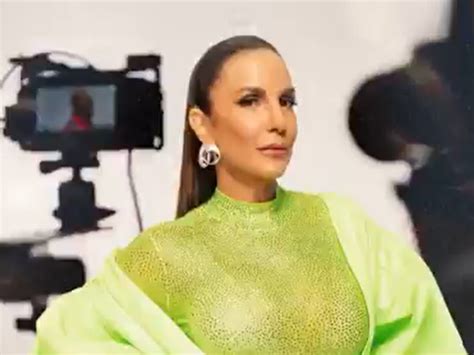 She is an actress, known for gabriela (2012), xuxa gêmeas (2006) and uga uga (2000). Ivete Sangalo começa 2021 ensaiando com sua banda - POPline