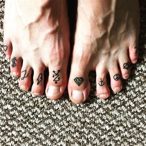18 Insane Toe Tattoos Toe Tattoos Sharpie Tattoos Toe Ring Tattoos