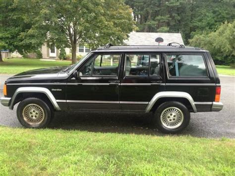 We're sorry, our experts haven't reviewed this car yet. Buy used 1995 Jeep Cherokee Country Sport Utility 4-Door 4 ...