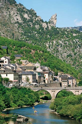 Tout l'univers de votre radio : LES VIGNES LOZERE FRANCE | Flickr - Photo Sharing!
