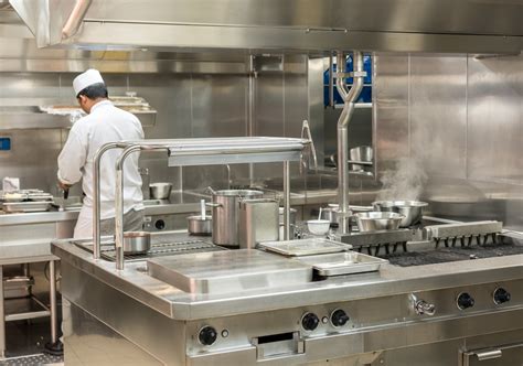 10 Pieces Of Kitchen Equipment Every Restaurant Needs