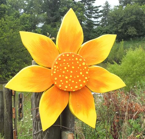 Reclaimed Barn Wood Outdoor Sunflower Wreath By Souvenirfarm 7500