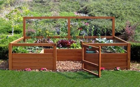 Use this infographic to find out when, where and what vegetables to plant in your garden. 5 Amazing Small Yard Garden Ideas - NLC Loans