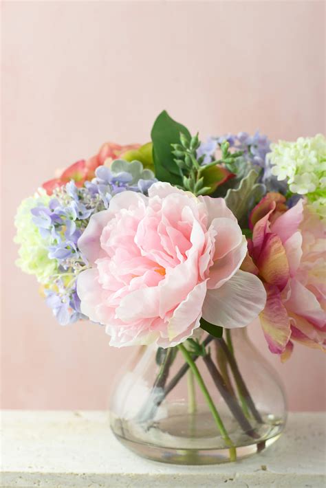The best wedding styles to pair them with. Spring Bouquet with Hydrangeas & Peonies in Glass Vase