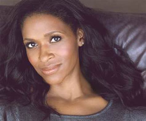 Brothered Up Merrin Dungey To Co Star In Cbs Comedy Pilot