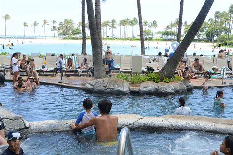 Hilton Grand Vacation Suites At Hilton Hawaiian Village Kalia Tower 9