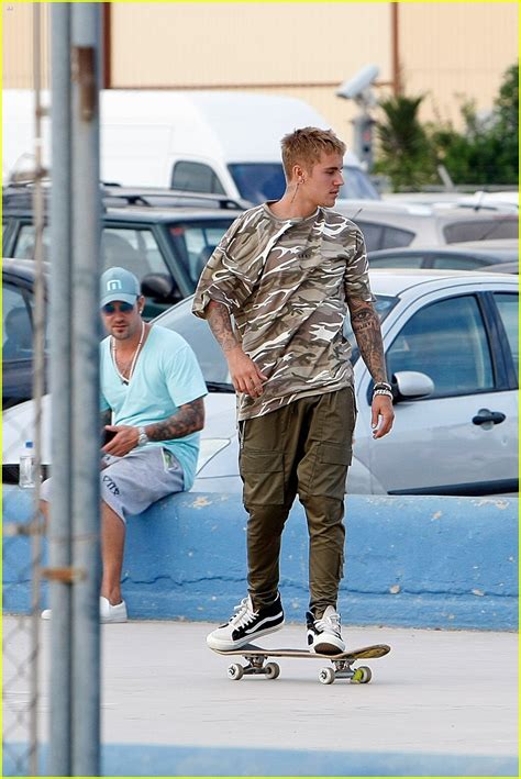Justin Bieber Hangs In Ibiza On Day Off From Purpose Tour Photo